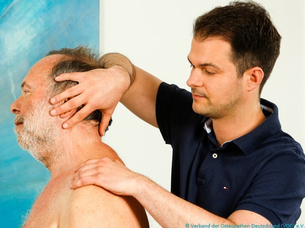 Kann Osteopathie bei Schleudertrauma helfen?