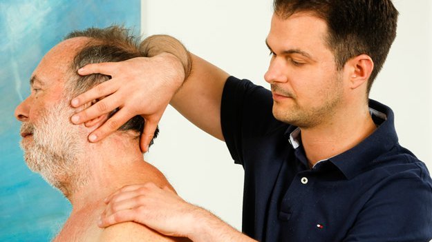 Kann Osteopathie bei Schleudertrauma helfen?