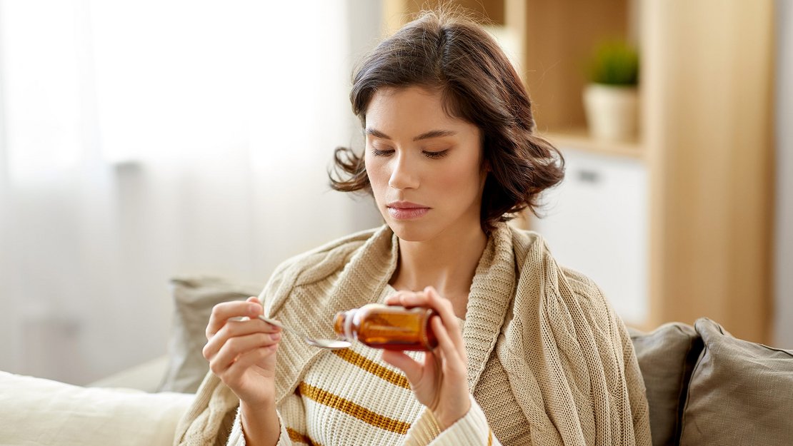 Pilotstudie: Thymian-Efeu-Sirup bei mildem COVID-19?