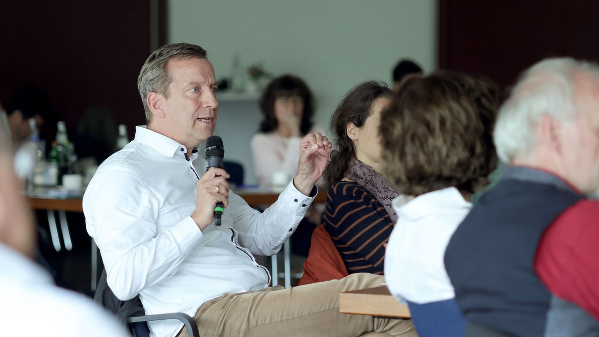 Prof. Dr. Jost Langhorst Prof. Dr. Jost Langhorst