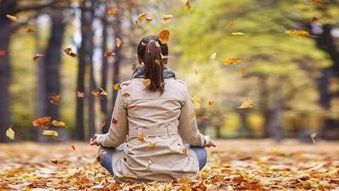 Wirkt Yoga Depressionen entgegen – und wenn ja, wie?