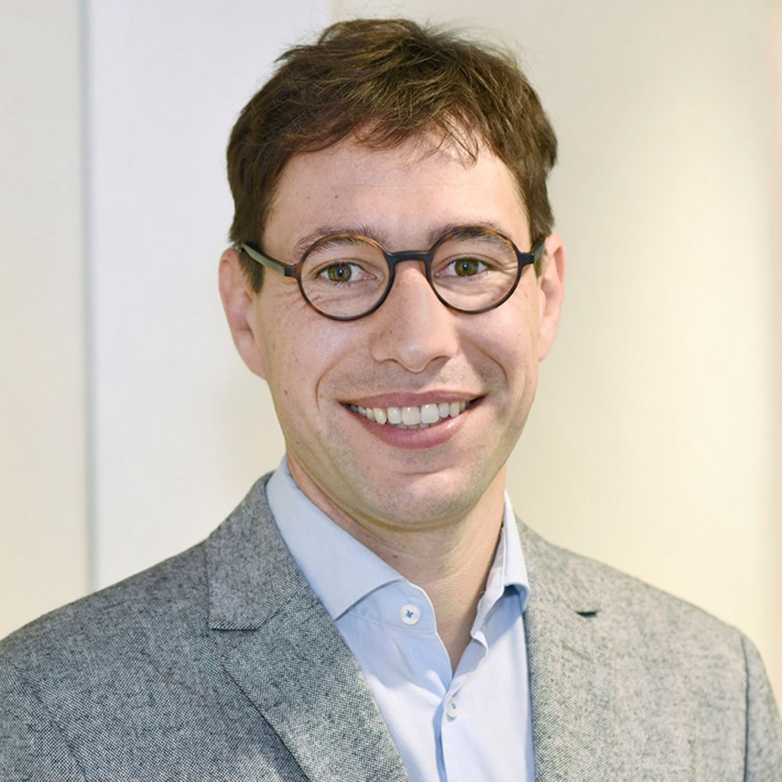 Dr. Dr. Jan Valentini (©Universitätsklinikum Tübingen, Britt Moulien) Dr. Dr. Jan Valentini (©Universitätsklinikum Tübingen, Britt Moulien)