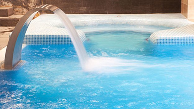 Carstens-Stiftung: Bei Stress ab ins Thermalbad Carstens-Stiftung: Bei Stress ab ins Thermalbad