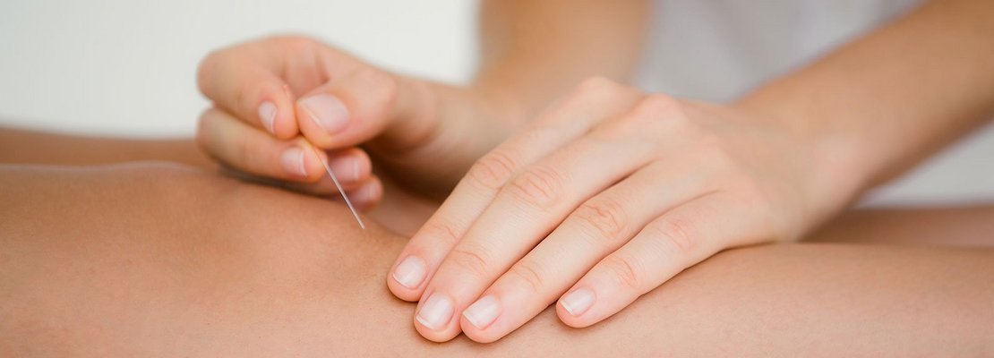 Kniearthrose: Integrative Medizin wirksamer als konventionelle Therapie