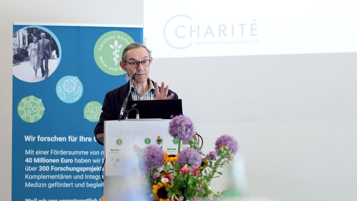 Prof. Dr. Elmar Gräßel Prof. Dr. Elmar Gräßel