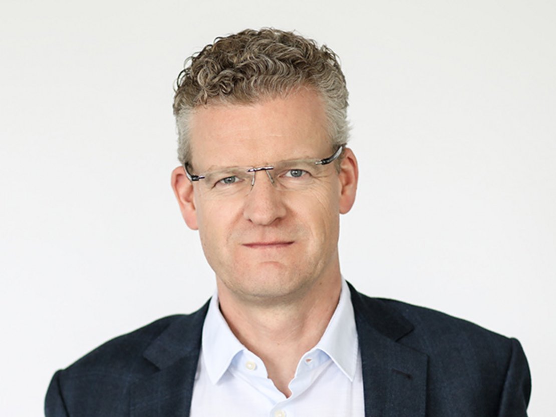 Dr. Markus Heuel Dr. Markus Heuel