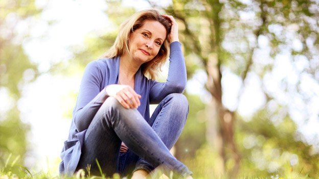 Natürlich durch die Wechseljahre, aber wie? Natürlich durch die Wechseljahre, aber wie?