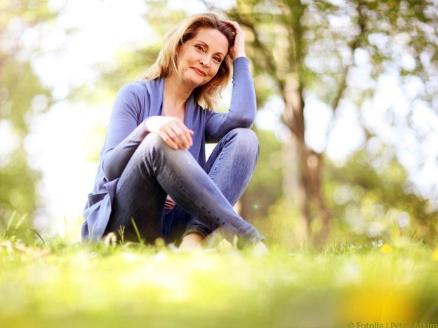 Natürlich durch die Wechseljahre, aber wie? Natürlich durch die Wechseljahre, aber wie?