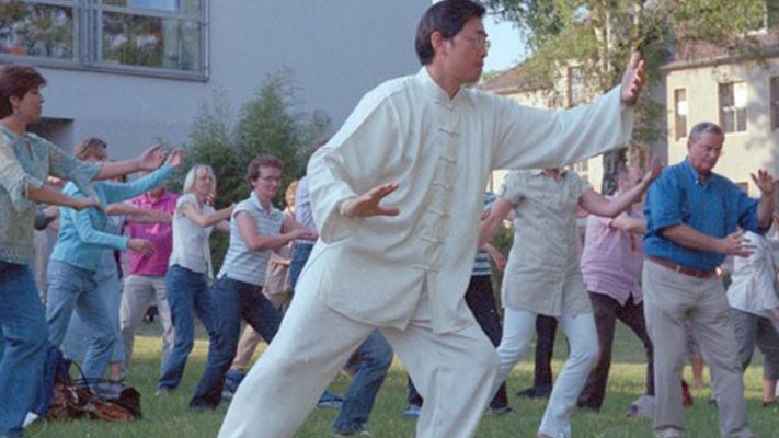 Qigong und Tai Chi in der Gruppe Qigong und Tai Chi in der Gruppe