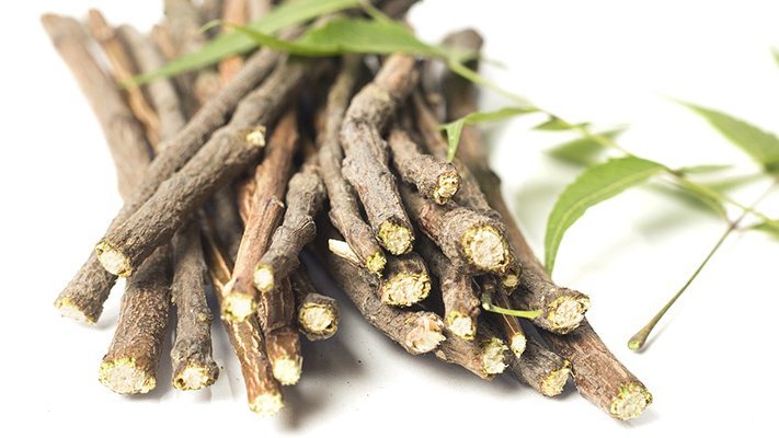 Ayurveda: Kurieren und Gesunderhalten mit indischen Rezepten