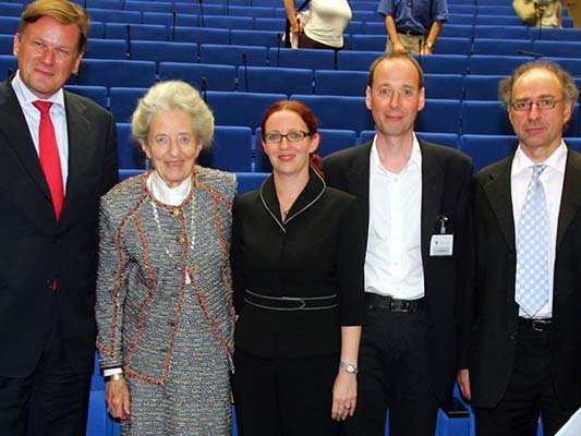 Berliner Charité besetzt Deutschlands erste Professur zur Erforschung der Komplementärmedizin