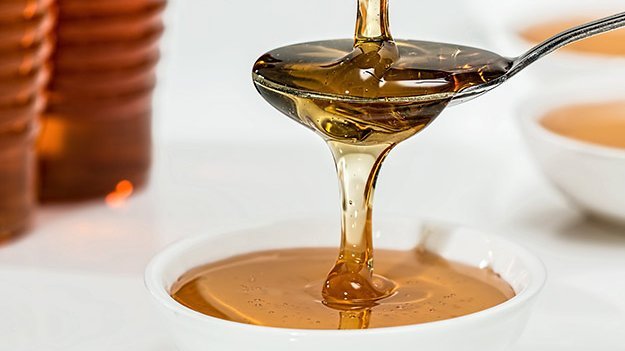 Carstens-Stiftung: Schmerzlinderung durch "verrückten Honig"? Carstens-Stiftung: Schmerzlinderung durch "verrückten Honig"?