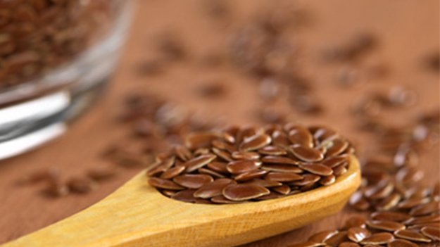Carstens-Stiftung: Leinöl enthält herzschützende Omega-3-Fettsäuren Carstens-Stiftung: Leinöl enthält herzschützende Omega-3-Fettsäuren