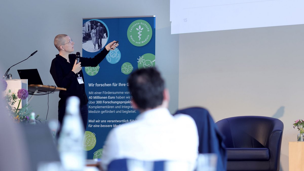 Dr. Anja Mähler Dr. Anja Mähler