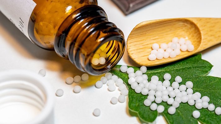 Carstens-Stiftung: Systematische Übersichtsarbeiten in der Homöopathie