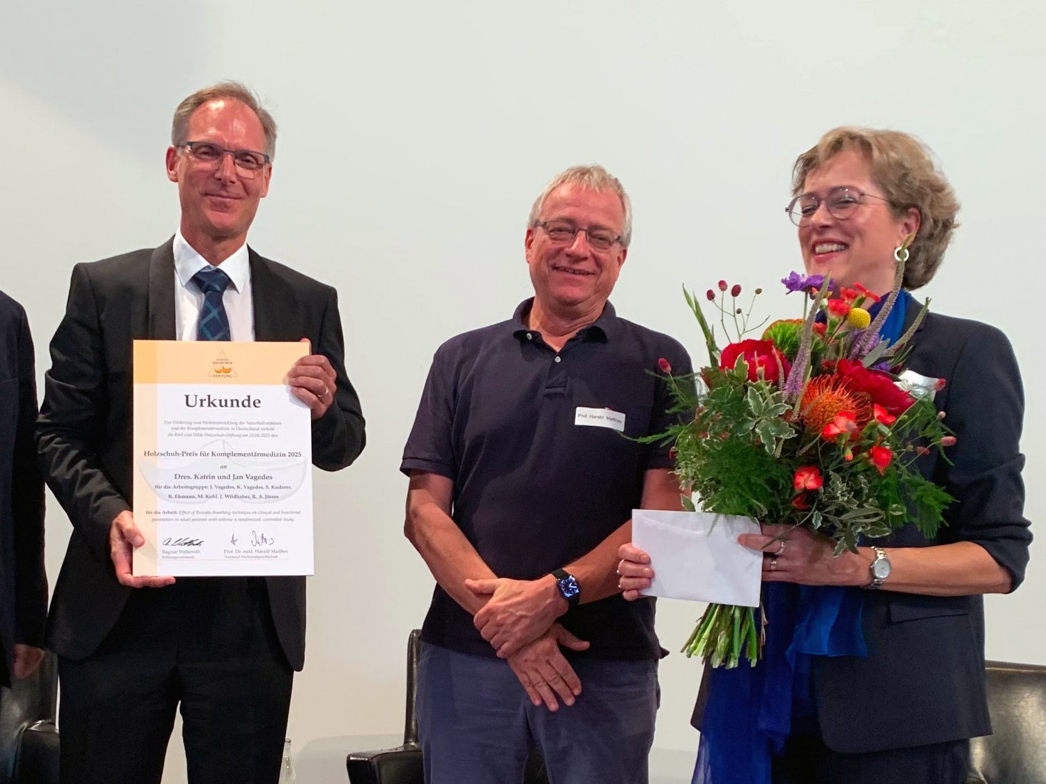 Atemtechnik reduziert Medikamentenbedarf und stärkt Selbstwirksamkeit bei Asthma Atemtechnik reduziert Medikamentenbedarf und stärkt Selbstwirksamkeit bei Asthma