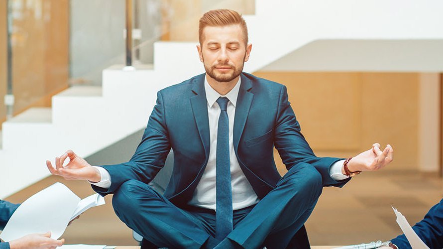 Die Behandlung koronarer Herzkrankheiten (KHK) durch Yoga-Therapie