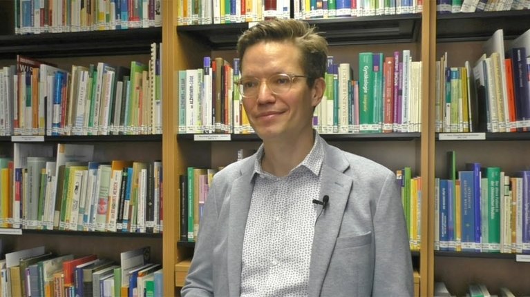 Video Thumbnail Image