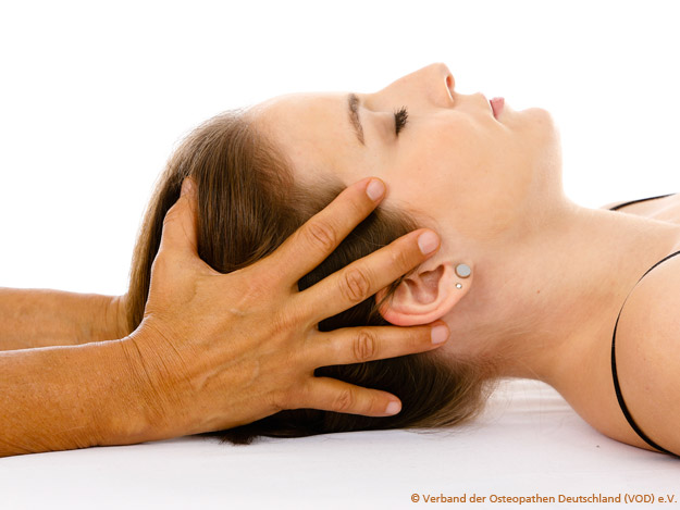 Osteopathie kann Migräne-Therapie unterstützen