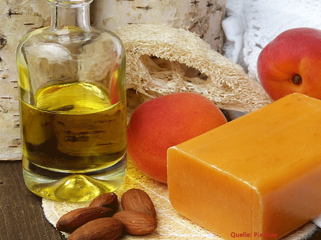 Mit ätherischen Ölen Pilzen zu Leibe gerückt Carstens-Stiftung: Mit ätherischen Ölen Pilzen zu Leibe gerückt.