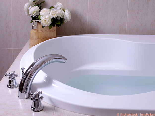 Carstens-Stiftung: Bäder für Palliativpatienten – mehr als Körperhygiene Carstens-Stiftung: Bäder für Palliativpatienten – mehr als Körperhygiene